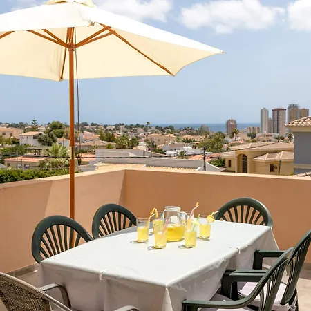 La Amistad En Con Piscina Compartida