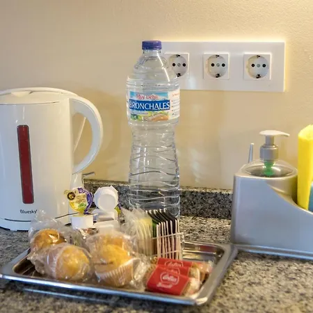 Apartamento La Amistad En Con Piscina Compartida